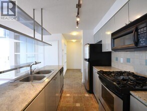 1495 Richards St in Vancouver, BC - Building Photo - Building Photo