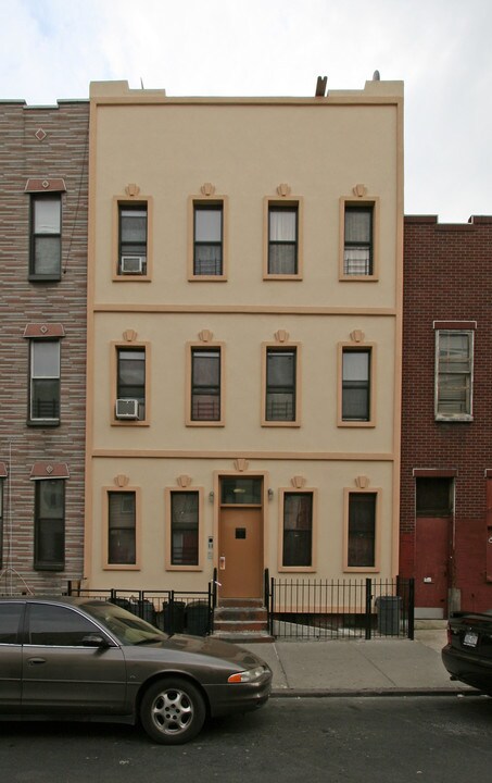 788 Hart St in Brooklyn, NY - Building Photo