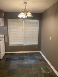 304 Furlong Dr photo'