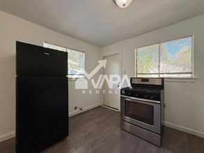 135 E Burcham Ave in San Antonio, TX - Building Photo - Building Photo