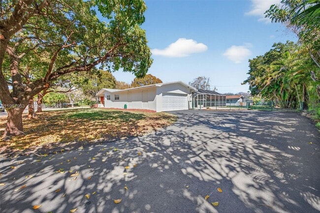 7280 SW 128th St in Miami, FL - Building Photo - Building Photo