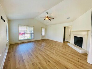 301 Bloomsbury Ave in Fairhope, AL - Building Photo - Building Photo