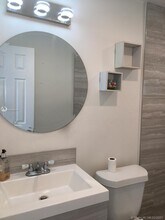 511 NW 4th Ave-Unit -2 in Hallandale Beach, FL - Building Photo - Building Photo