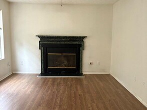 4973 Windsor Downs Ln in Decatur, GA - Building Photo - Building Photo