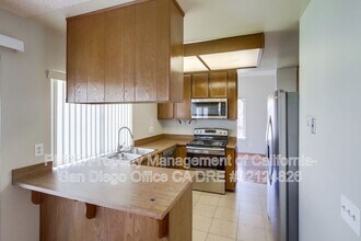 9050 Mesa Woods Ave in San Diego, CA - Building Photo - Building Photo