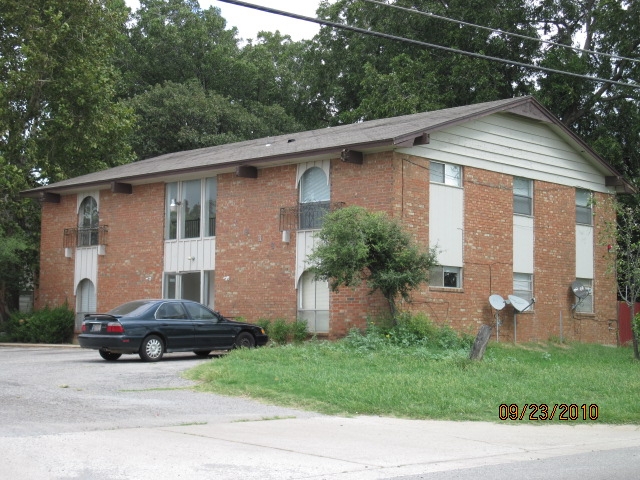 Melrose Oaks in Oklahoma City, OK - Building Photo