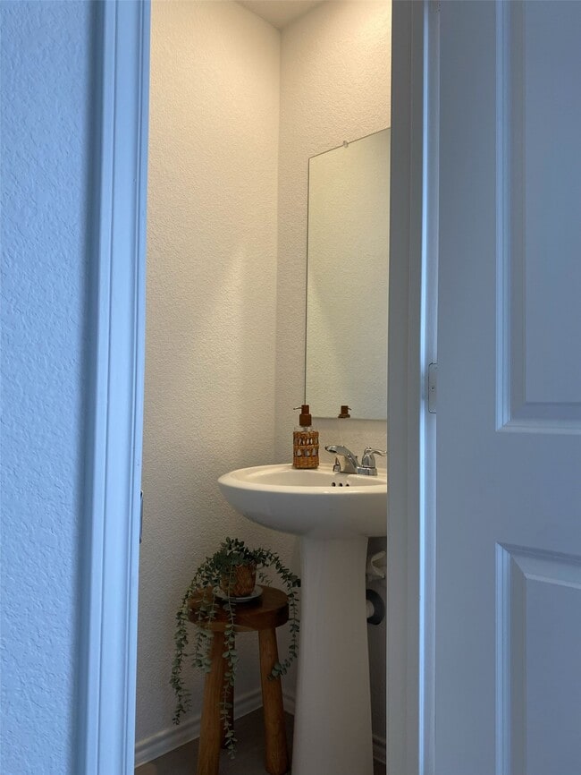 property at 252 Tugboat Annie Wy