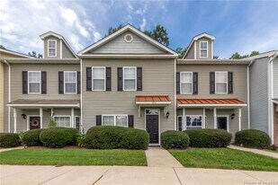 1920 Algonquin Trail in Williamsburg, VA - Building Photo