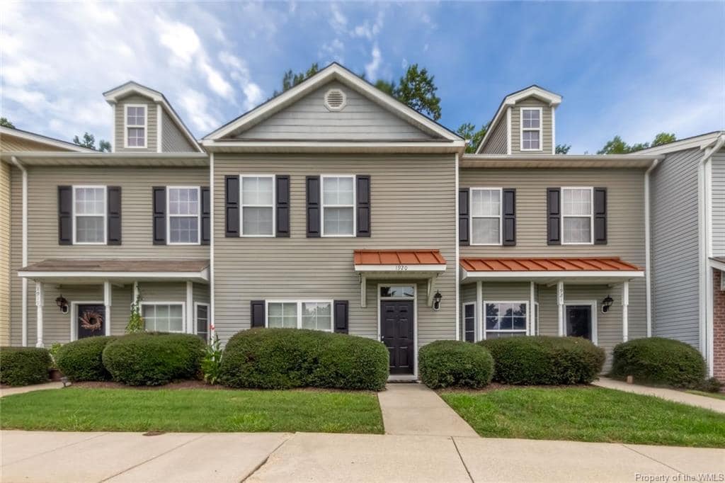 1920 Algonquin Trail in Williamsburg, VA - Building Photo