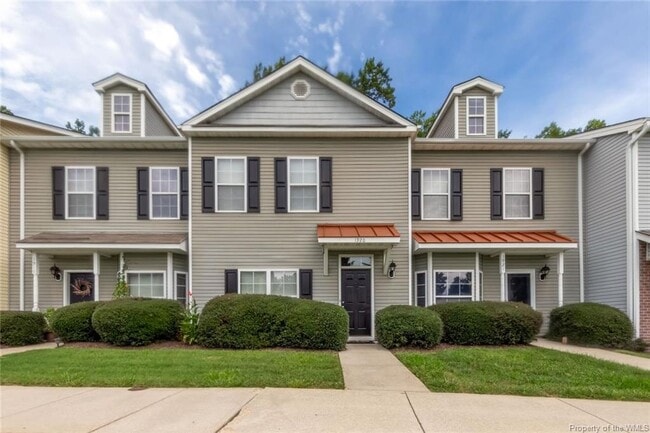property at 1920 Algonquin Trail