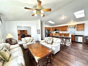 69525 Dillon Rd in Desert Hot Springs, CA - Building Photo - Building Photo