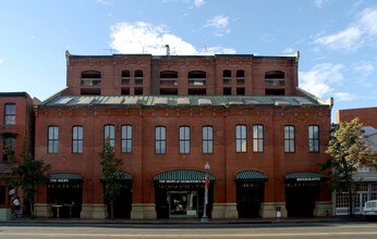 Georgetown Park Condominiums in Washington, DC - Foto de edificio - Building Photo