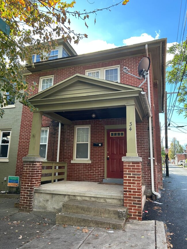 34 S Ann St in Lancaster, PA - Building Photo - Building Photo