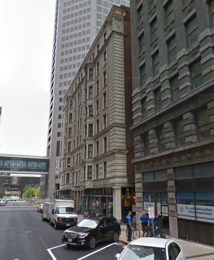 The Mark Twain Building in St. Louis, MO - Building Photo