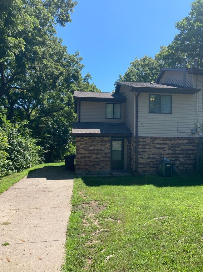 property at 1227 Williams St
