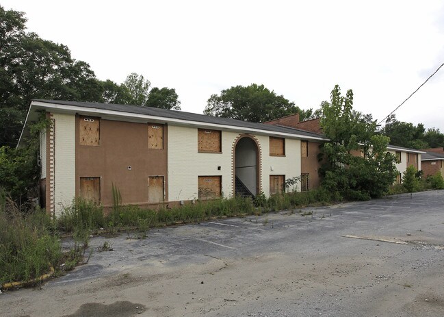 Ravenwoods in Atlanta, GA - Foto de edificio - Building Photo