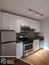 2832 W Palmer St in Chicago, IL - Building Photo - Building Photo