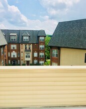 1410 Wheyfield Dr in Frederick, MD - Foto de edificio - Building Photo