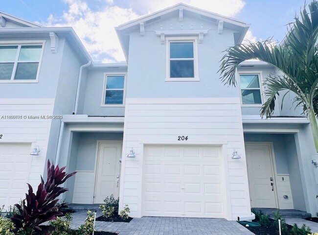 property at 204 SE Woodbark St