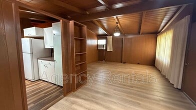2458 Aumakua St in Pearl City, HI - Foto de edificio - Building Photo