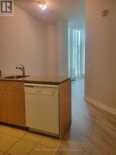 361 Front St W in Toronto, ON - Building Photo - Building Photo