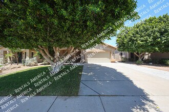 854 W Straford Ave in Gilbert, AZ - Building Photo - Building Photo