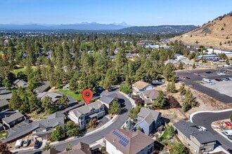 135 NE Telima Ln in Bend, OR - Building Photo - Building Photo