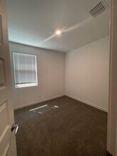 9343 W Glenrosa Ave in Phoenix, AZ - Building Photo - Building Photo
