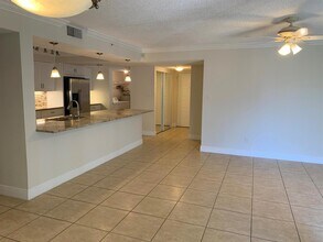 820 Lavers Cir, Unit G404 in Delray Beach, FL - Building Photo - Building Photo