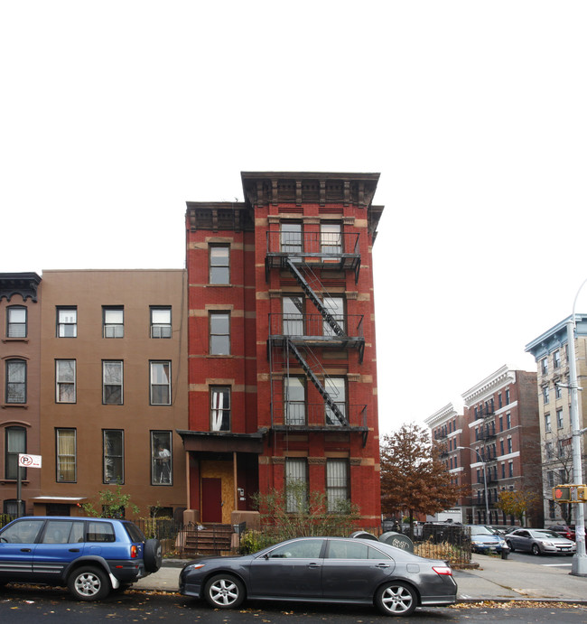 461 Washington Ave in Brooklyn, NY - Building Photo - Building Photo