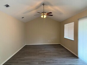 2524 Chaparral Trail in Austin, TX - Building Photo - Building Photo