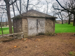 602 Hart Rd in Round Lake, IL - Building Photo - Building Photo