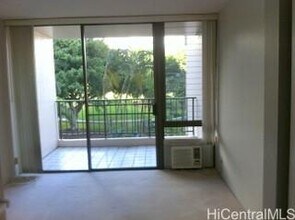 3138 Waialae Ave in Honolulu, HI - Building Photo - Building Photo