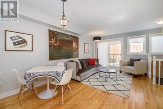 8 Cornerstone Private in Ottawa, ON - Building Photo - Building Photo