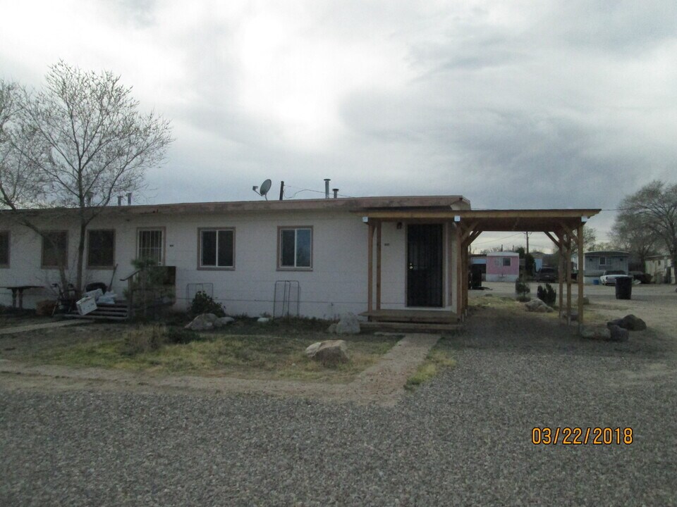 104A Lippse Ln in Willcox, AZ - Building Photo