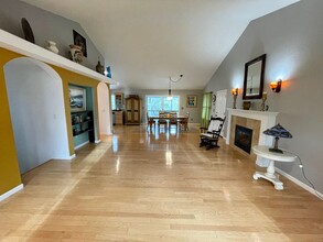 16388 Patricia Way in Grass Valley, CA - Building Photo - Building Photo