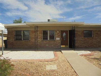 5829 Sturgeon Dr in El Paso, TX - Building Photo