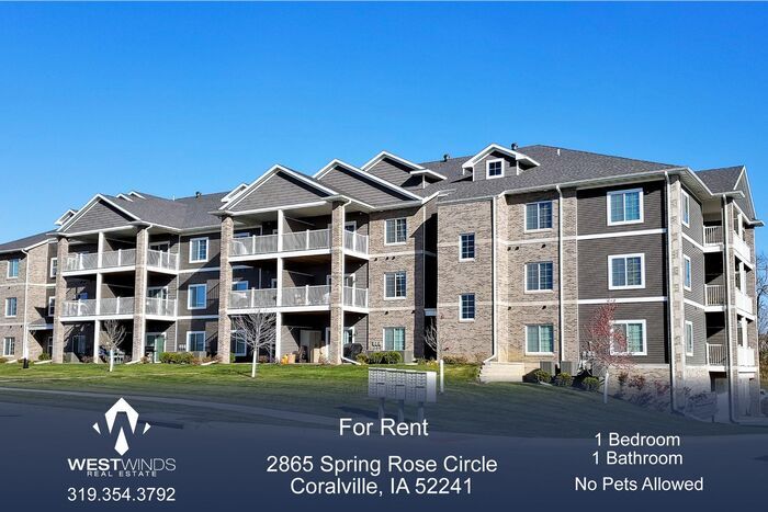 2865 Spring Rose Cir in Coralville, IA - Building Photo