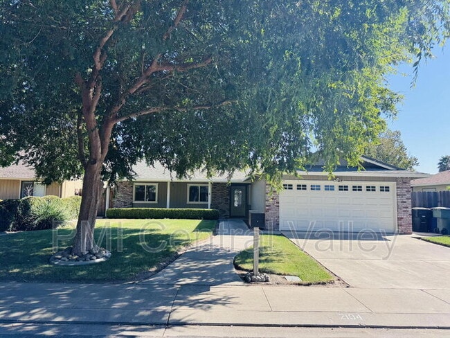 property at 2104 Graywood Ct