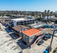 5064-5066 Niagara Ave in San Diego, CA - Building Photo - Building Photo