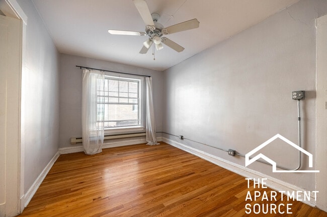 3257 W Wrightwood Ave in Chicago, IL - Building Photo - Building Photo