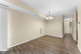 5500 Karen Elaine Dr in New Carrollton, MD - Building Photo - Building Photo