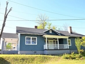 240 Hydrick St in Spartanburg, SC - Building Photo - Building Photo