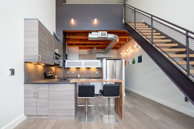 333 Santana Row in San Jose, CA - Building Photo - Building Photo