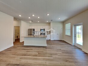 1084 Grafton Ridge Dr in Eustis, FL - Building Photo - Building Photo