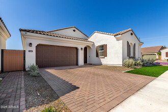 1646 S Sailors Ct in Gilbert, AZ - Building Photo - Building Photo