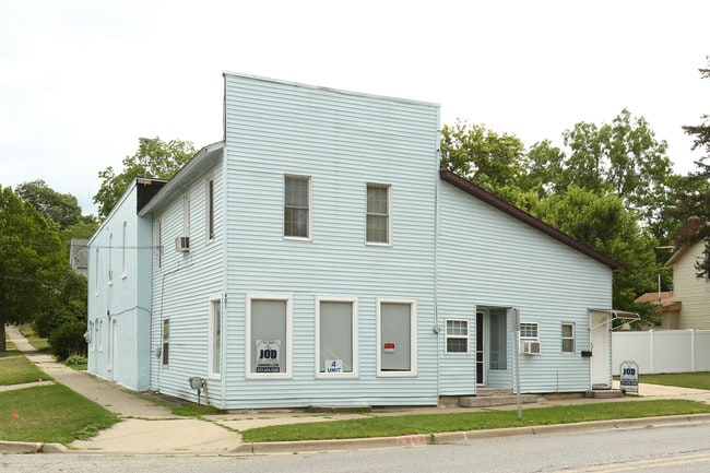 401 Page Ave