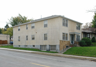 3758 Queen Ave N in Minneapolis, MN - Foto de edificio - Building Photo