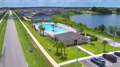 605 Vittorio Dr in Winter Haven, FL - Building Photo - Building Photo