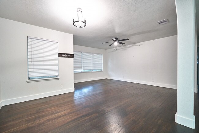 property at 5815 Hornwood Dr